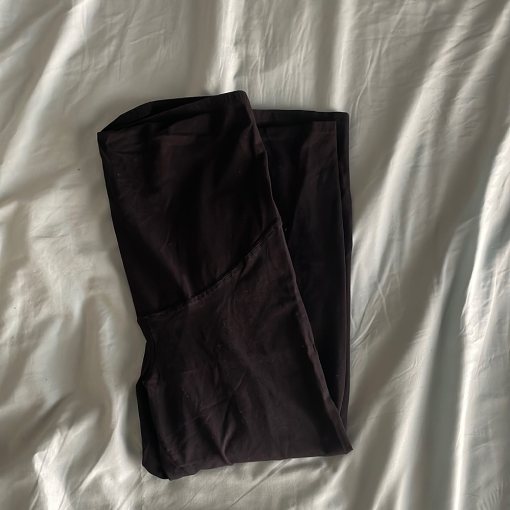 3/4 black maternity leggings